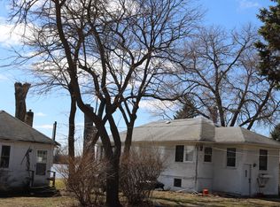 41725 N Lotus Ave, Antioch, IL 60002