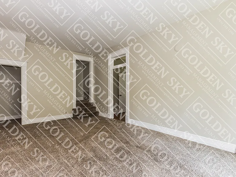 316 N Vine St — Photo 8