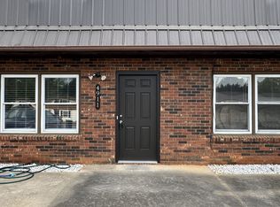 4911 Stratford Ln, Denver, NC 28037