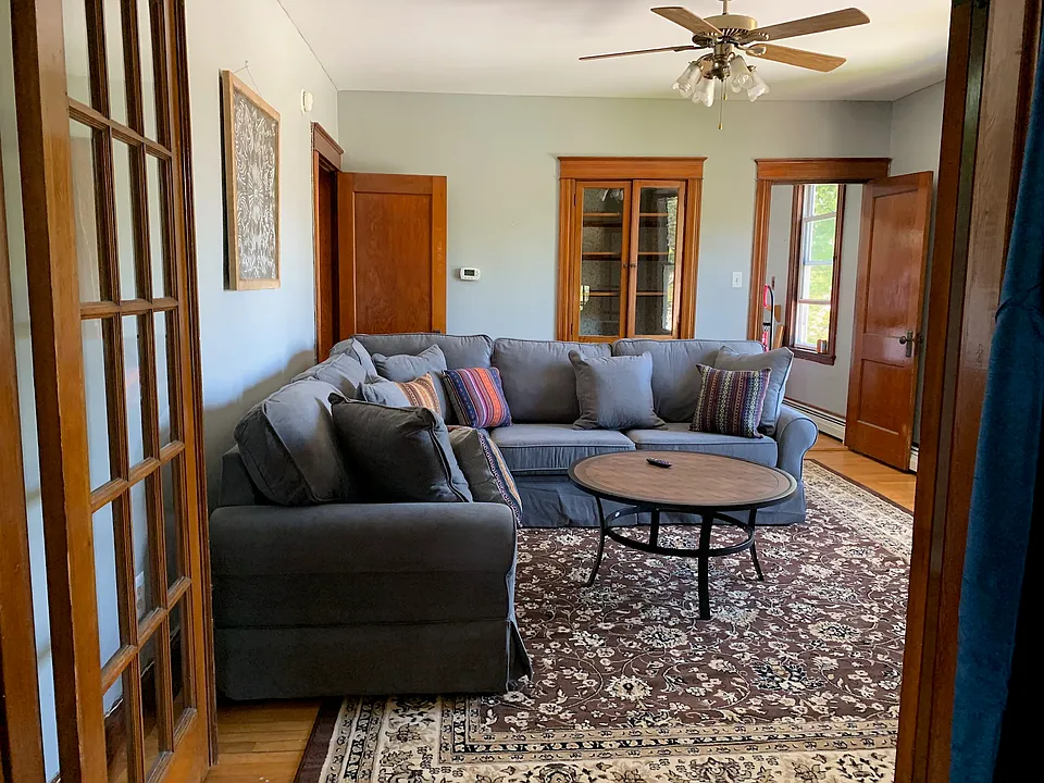 282 Stevens Ave #2