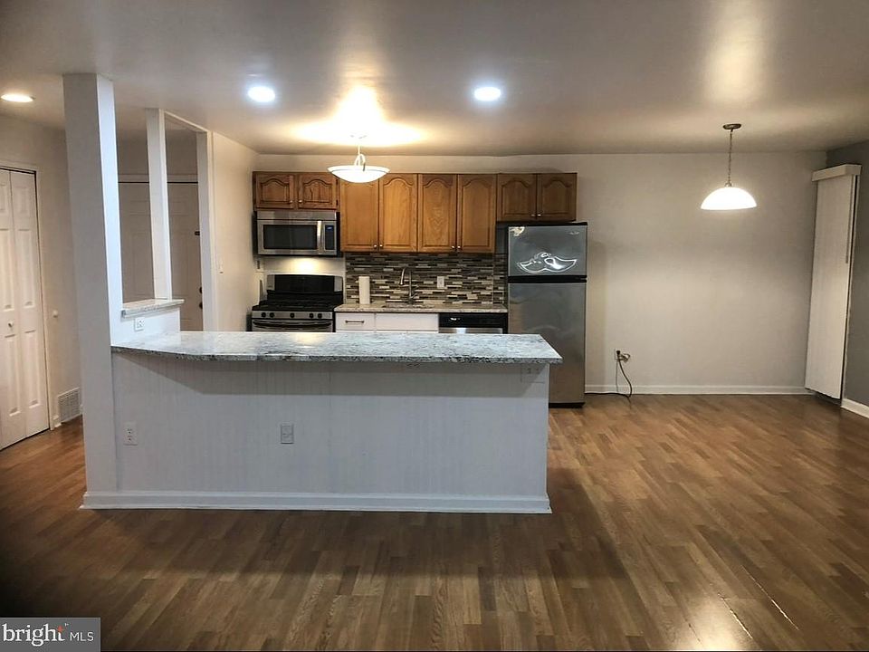 1st image of 7127 Donnell Pl #B