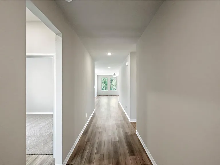 1515 Bridlepath Trl — Photo 3