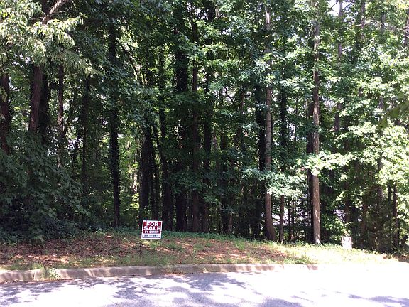 3rd image of 120 Vista Dr