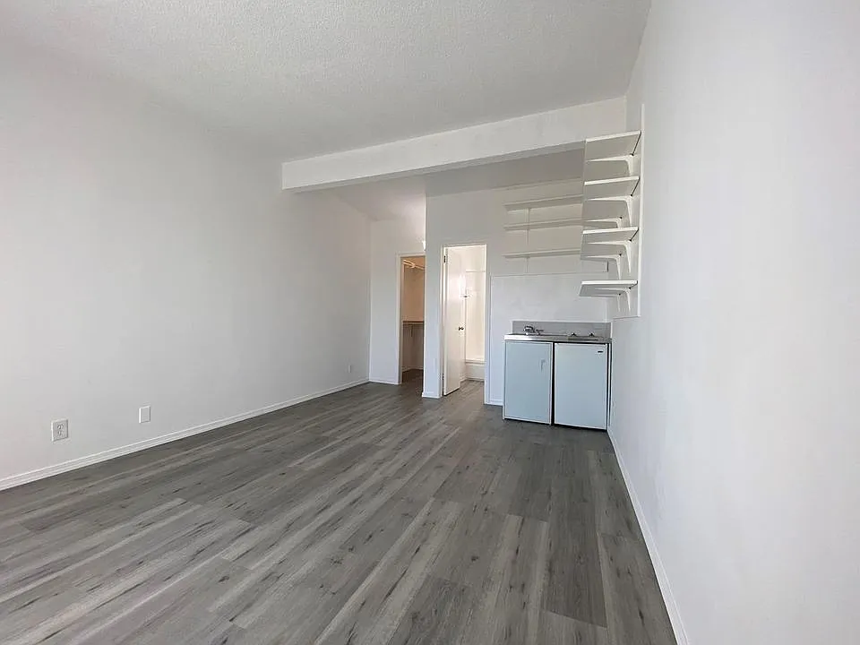 Studio, 1.0 bath, $1,850 — Photo 1