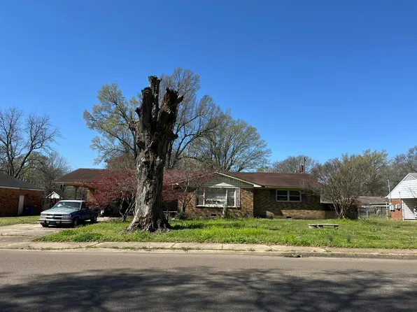 1004 N Avalon St, West Memphis, AR 72301