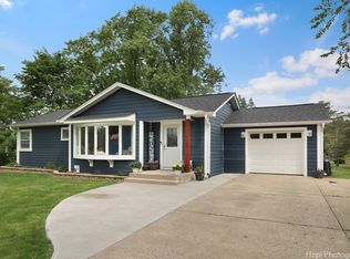 3608 W Clover Ave, McHenry, IL 60050