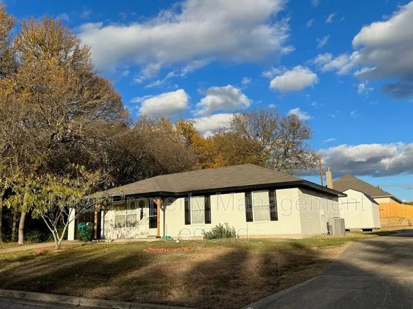 701 S Valentine Dr, Sherman, TX 75090