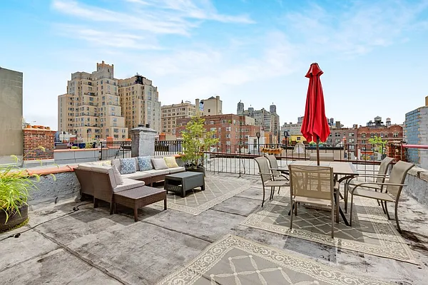 Rented by LG Fairmont Group | media 14