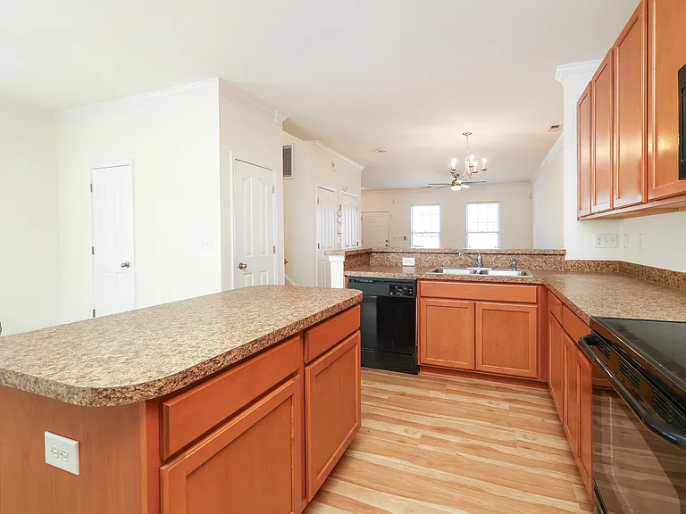 4614 Stoney Branch Dr — Photo 15