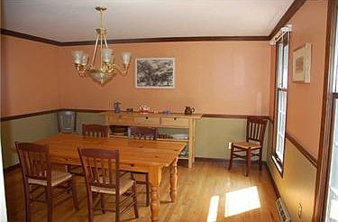 4th image of 3001 Hartswood Dr