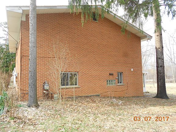 3rd image of 520 Washington Blvd