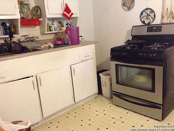 4th image of 2315 Keck Ave