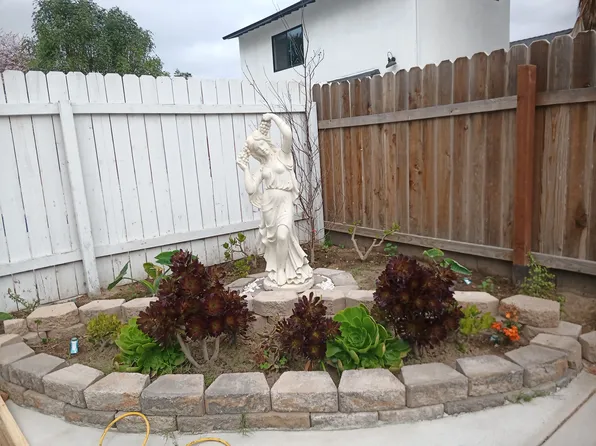 7709 Louise Ave, Northridge, CA 91325
