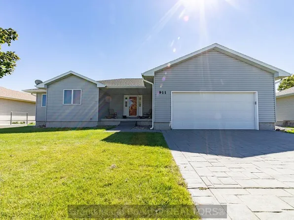 911 E South St, Grand Island, NE 68801