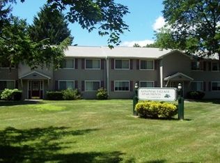 72 Colonial Vlg, Amherst, MA 01002