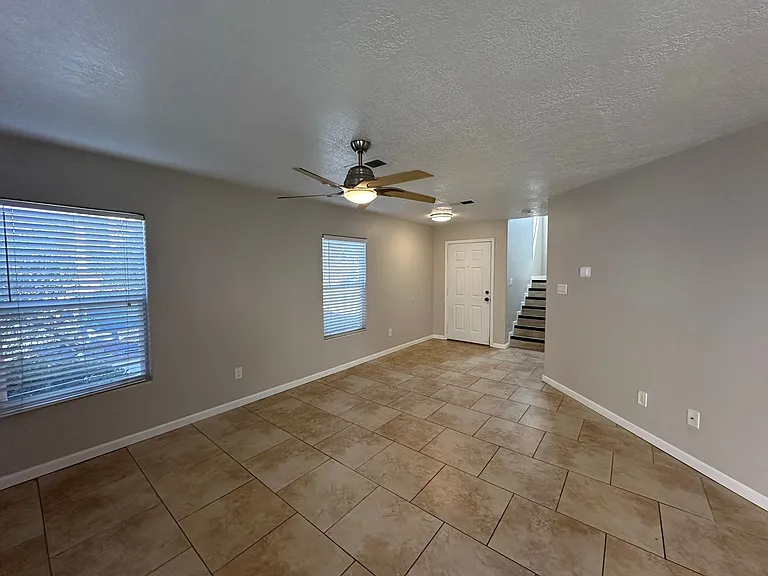 2139 Altura Verde Ln NE — Photo 8