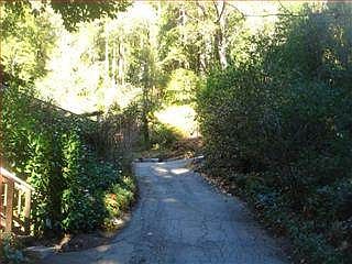 4th image of 15135 Fern Ave