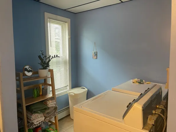 330 Chandler St #1, Worcester, MA 01602