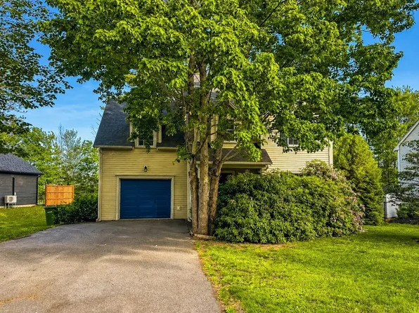 89 Terra Nova Dr, Kentville, NS B4N 5H1