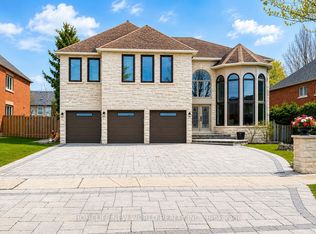 1149 Secretariate Rd, Newmarket, ON L3X1M4