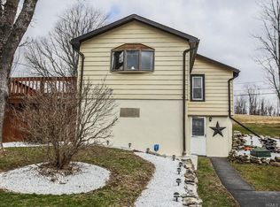 228 County Route 49, Slate Hill, NY 10973