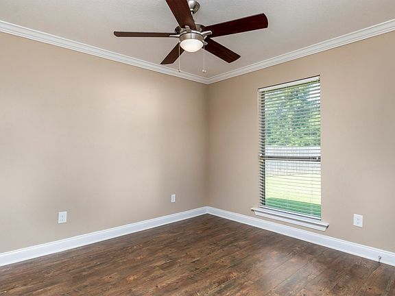 5th image of 26149 Glenbrooke Dr
