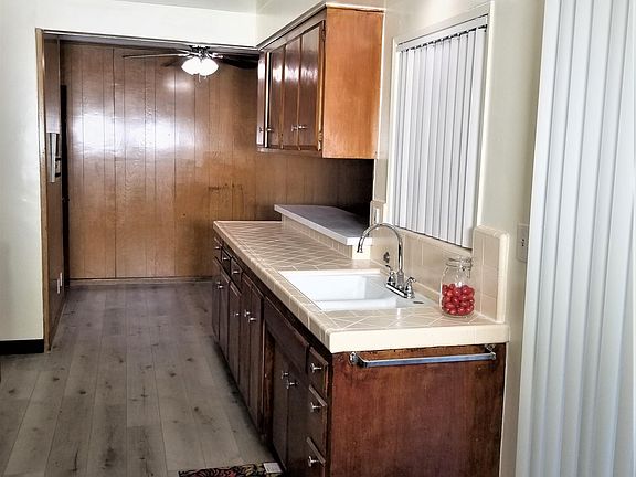 2nd image of 11922 Manor Dr #X