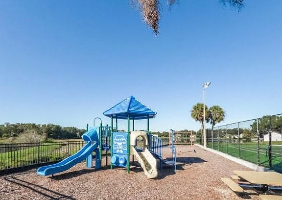 5th image of 1330 Ravida Woods Dr