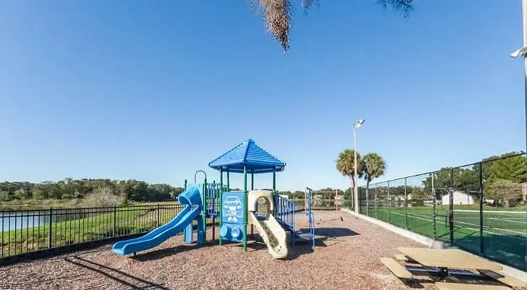 1330 Ravida Woods Dr — Photo 5