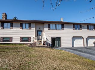 9 Forest Dr, Lock Haven, PA 17745