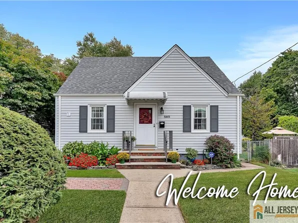 585 Garden Ave, Woodbridge, NJ 07095
