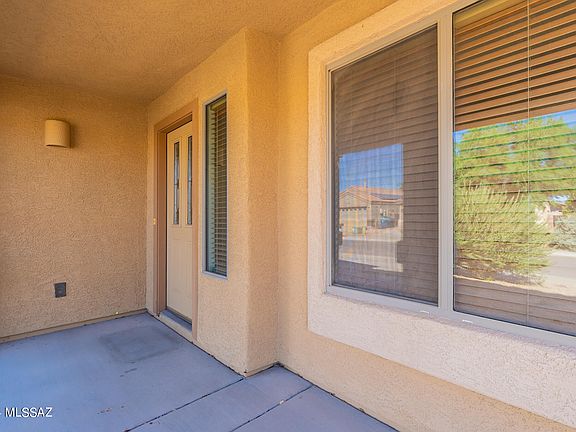 5th image of 356 N Rock Station Dr