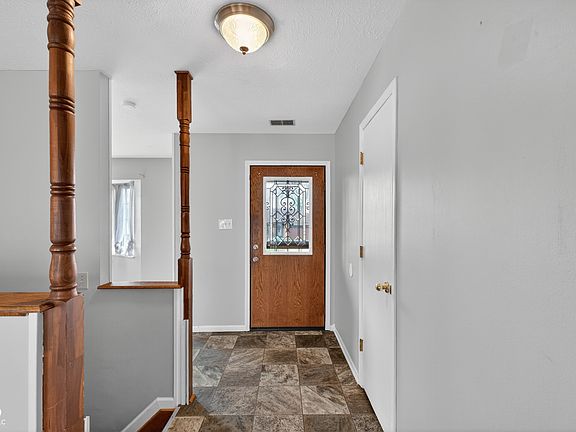 4th image of 8516 Palm Ct