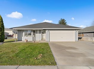 6119 Wrigley Dr, Pasco, WA