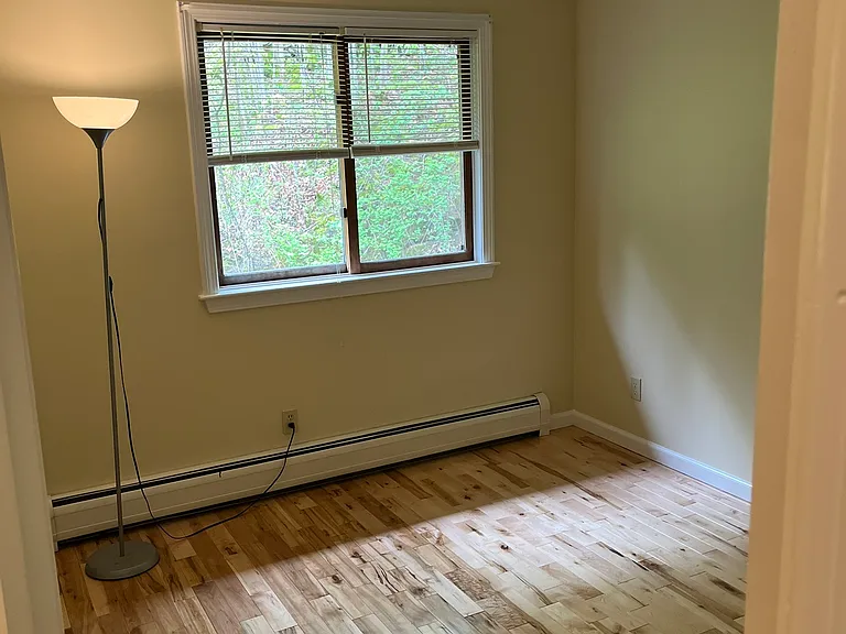143 Village Heights Rd #24 — Photo 7