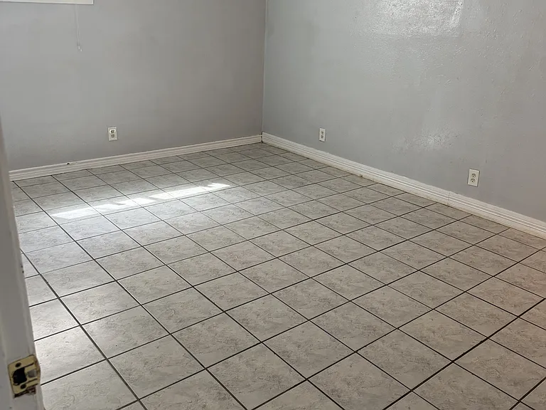 4549 Gollihar Rd — Photo 8