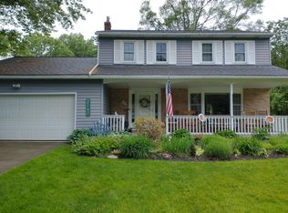 84 Scenic View Dr, Akron, OH 44321