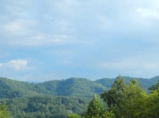 Fires Crk, Hayesville, NC 28904