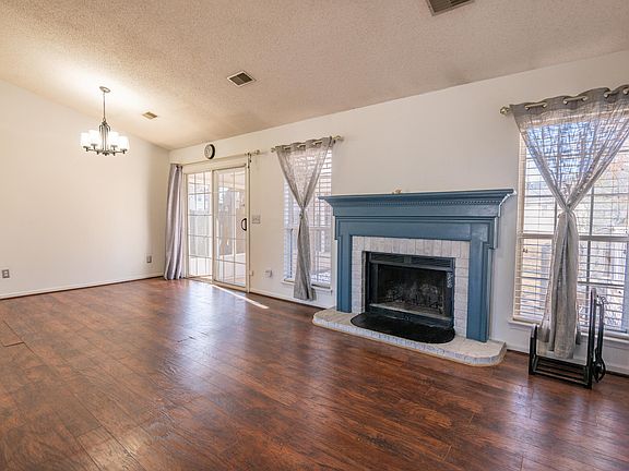 4th image of 8419 Creekstone Ct