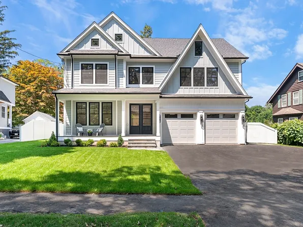 59 Henderson St, Needham, MA 02492