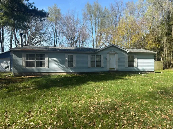 27134 Deerfield Ln, Edwardsburg, MI 49112