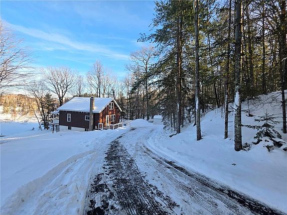 4th image of 15260 West Reiskes Road