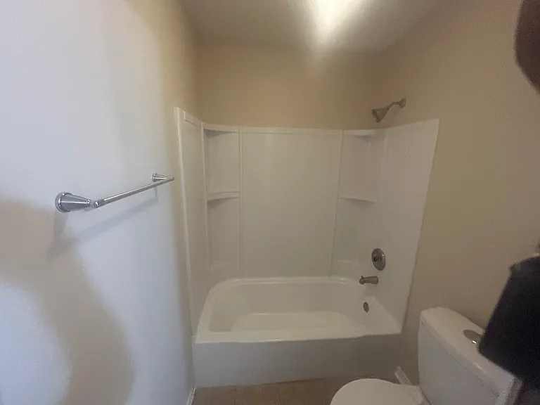 225 Denise Ln — Photo 9