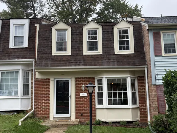 4 Prairie Rose Ln, Gaithersburg, MD 20878