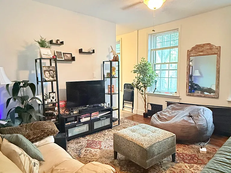330 S 4th St #2A — Photo 9