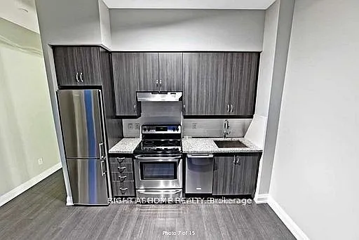8763 Bayview Ave #813 — Photo 9