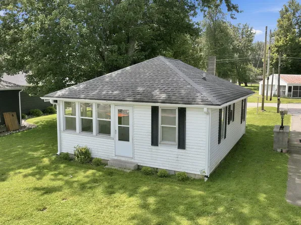 630 E Lakewood Ave, Warsaw, IN 46580