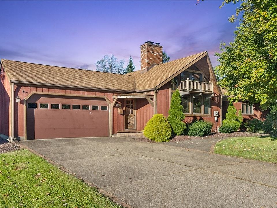 1st image of 99 Saint Andrews Dr