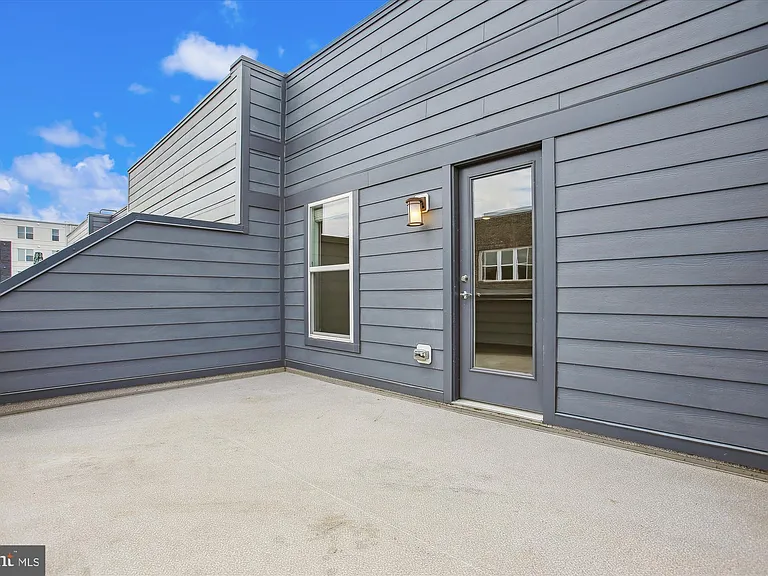 13340 Sherwood Park Ln — Photo 29