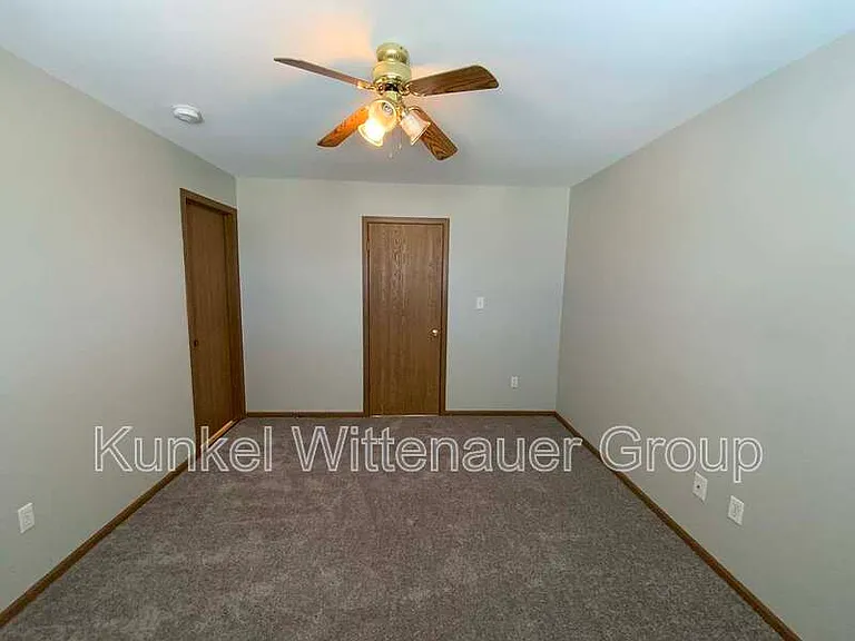 2609A Sierra Dr — Photo 7